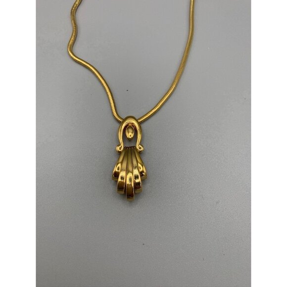 Monet Gold-Tone Vintage Country Club Solid Chic Necklace With Elegant Pendant De - Picture 5 of 11
